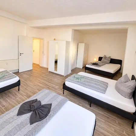 Praktische Und Geräumige In Für Gruppen&monteure Apartment Kettig